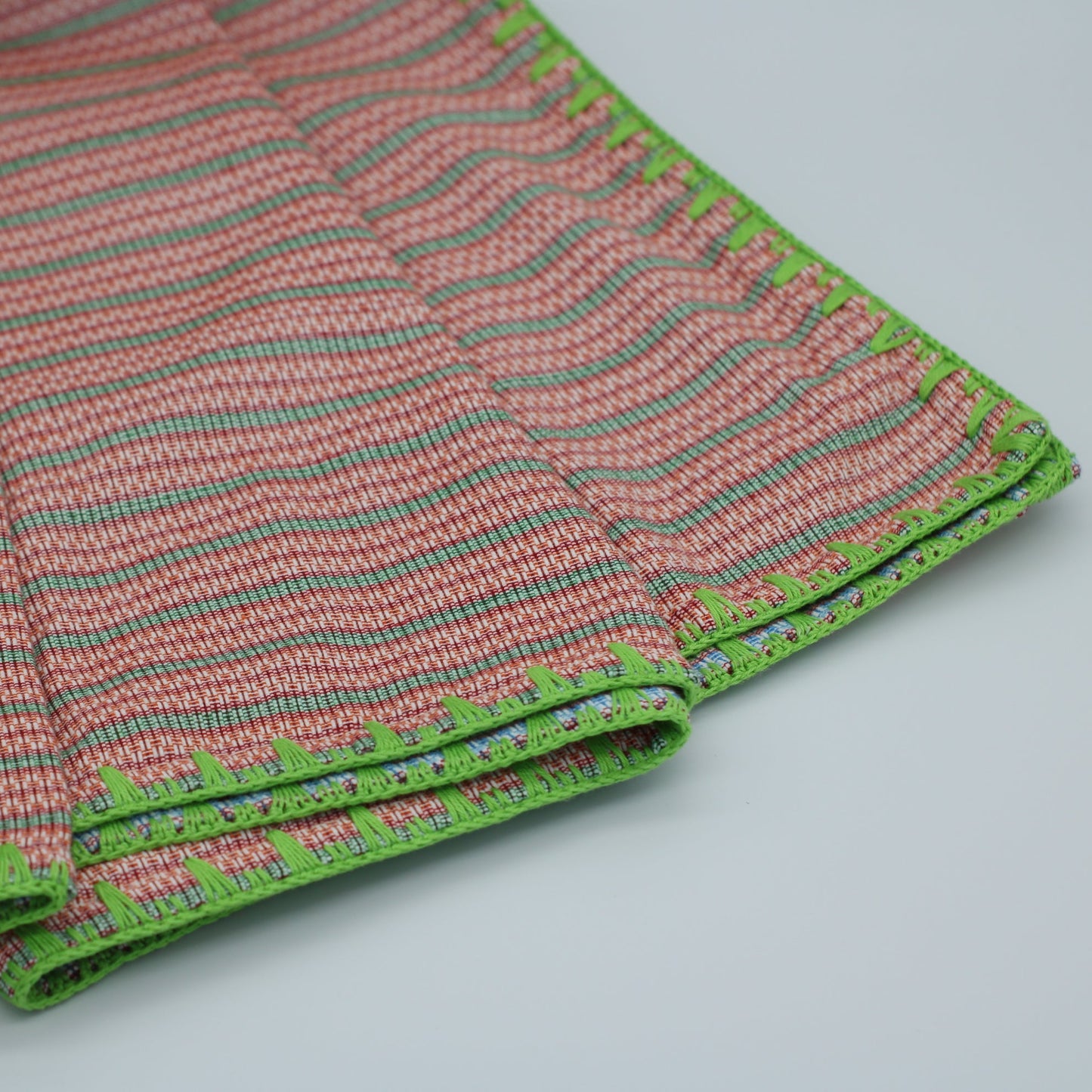 TABLE RUNNER (102 inches | 8-10pax )