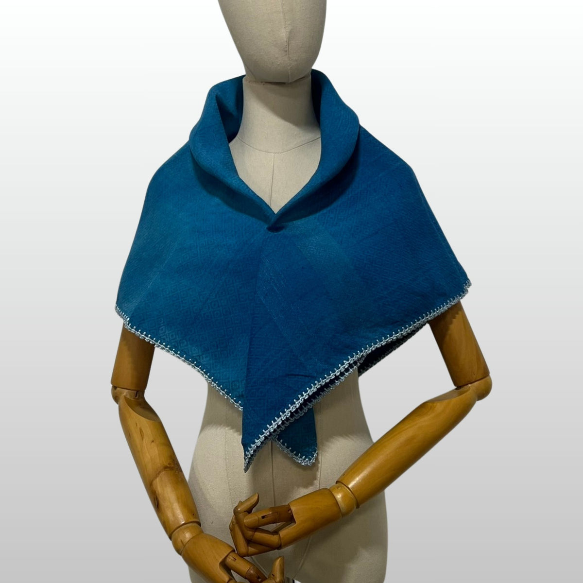 SILK SQUARE