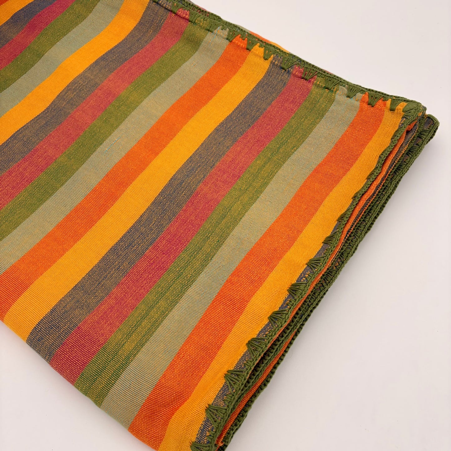BED COVER : SINGLE OR TABLECLOTH