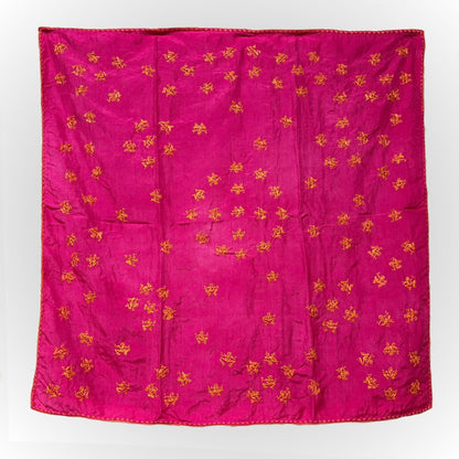 SILK SQUARE