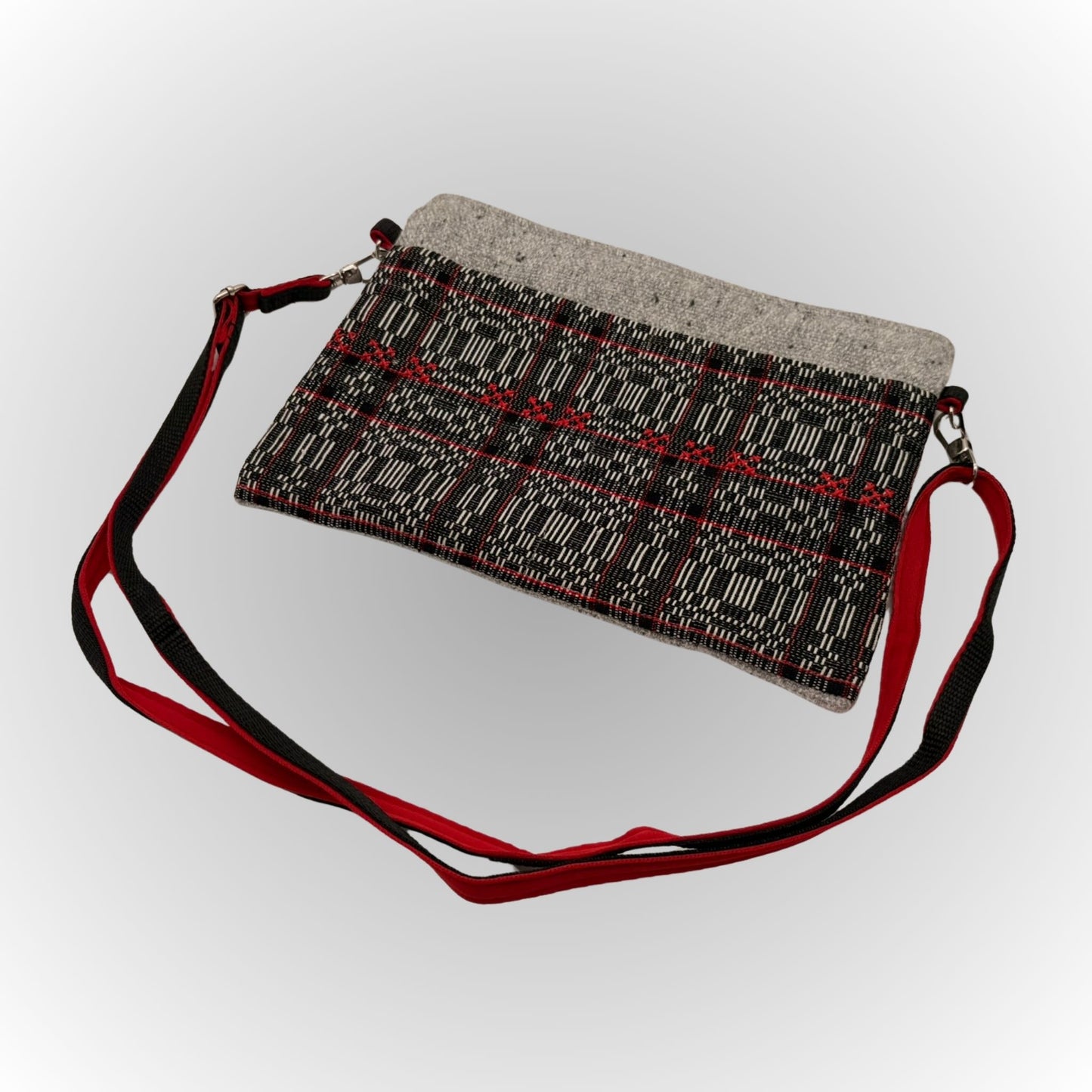 SLING BAG