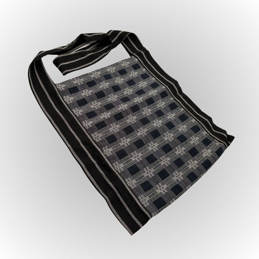 SLING BAG