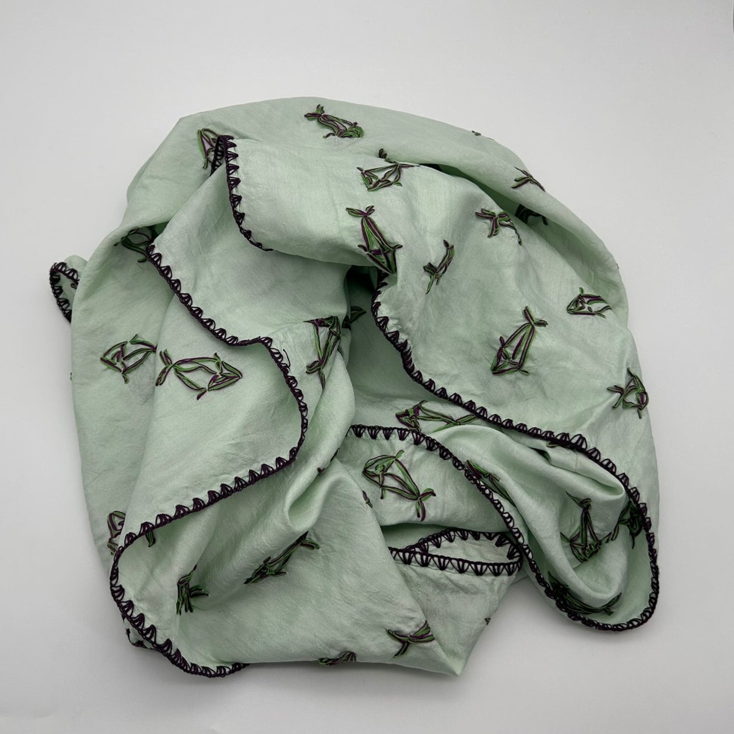 SILK SQUARE