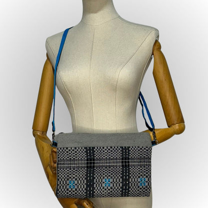 SLING BAG